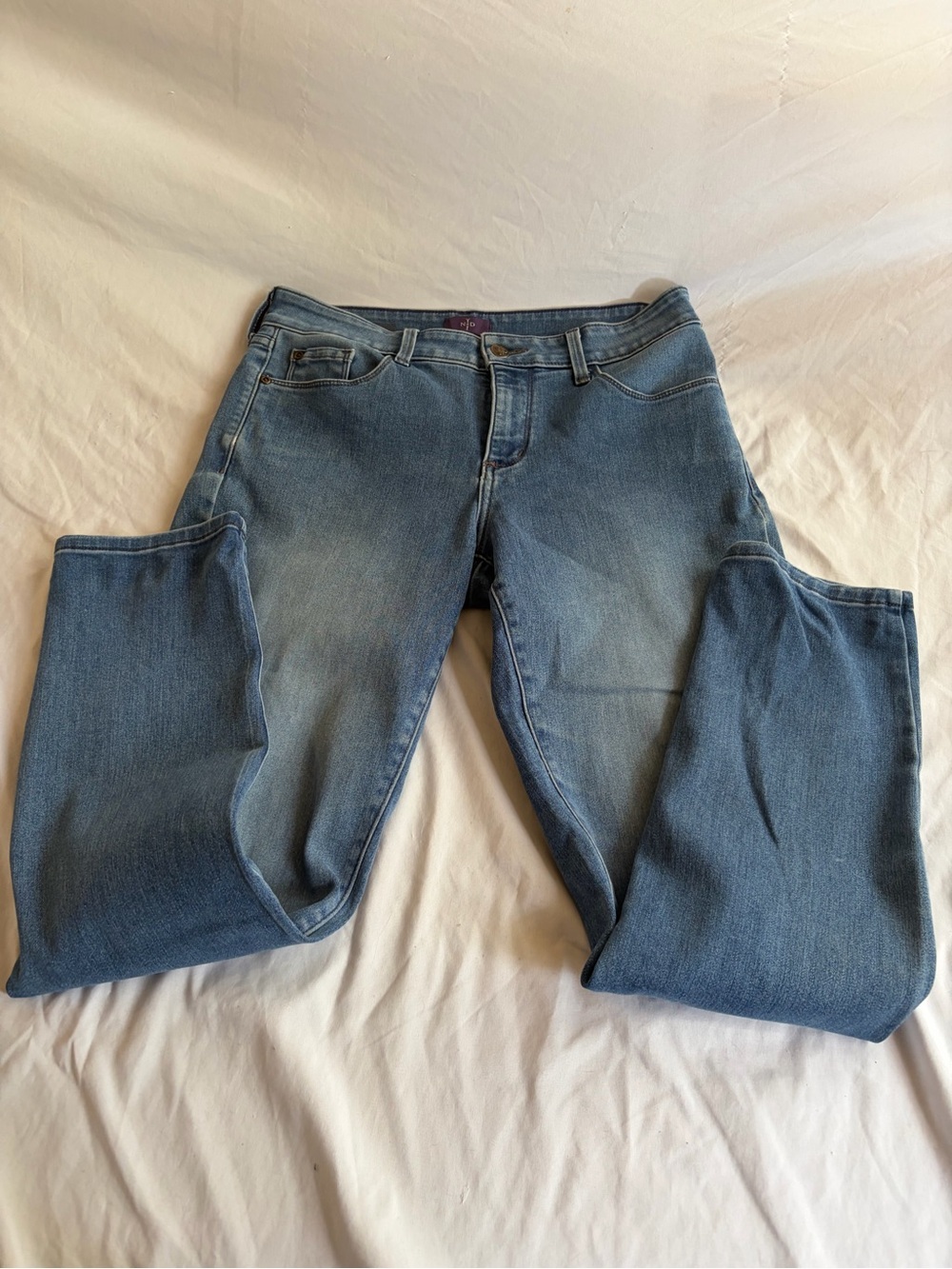 NYDJ  Not Your Daughtes Jeans Women's Straight Leg Jeans Size 8Petite